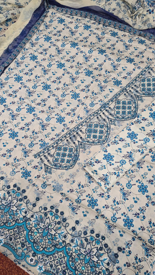 Faiza Saqlain Hit Design